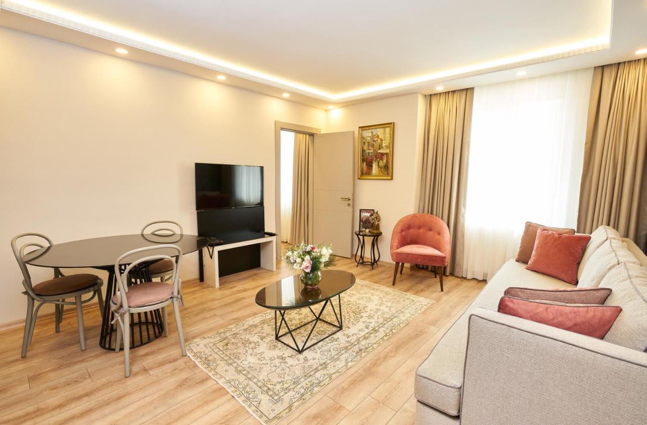 Seasons Apartament *
